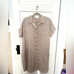 Soft Surroundings Gray Leopard Print Shirt